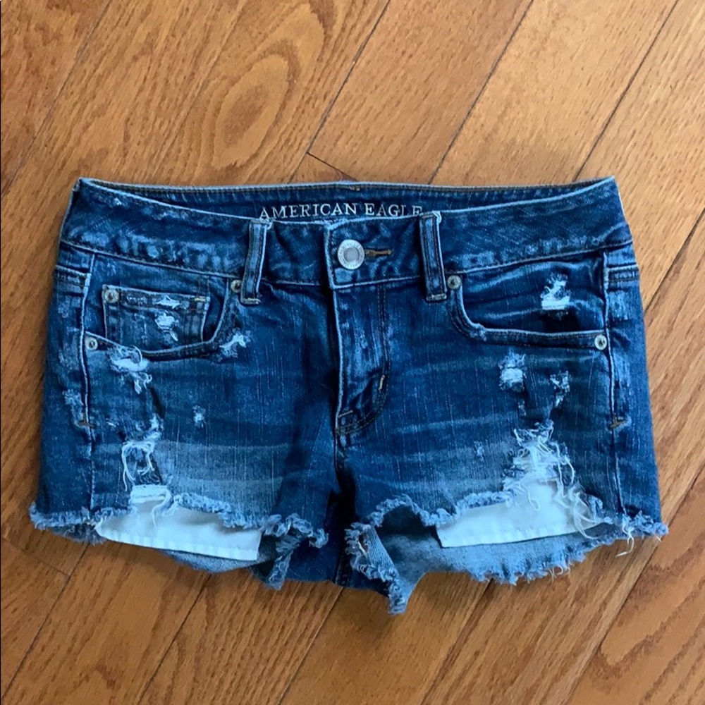 American Eagle low rise shorts